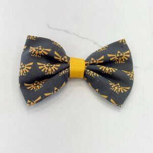 Legend of Zelda - Triforce Bow